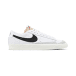 Blazer Low '77 Vintage 'White Black'